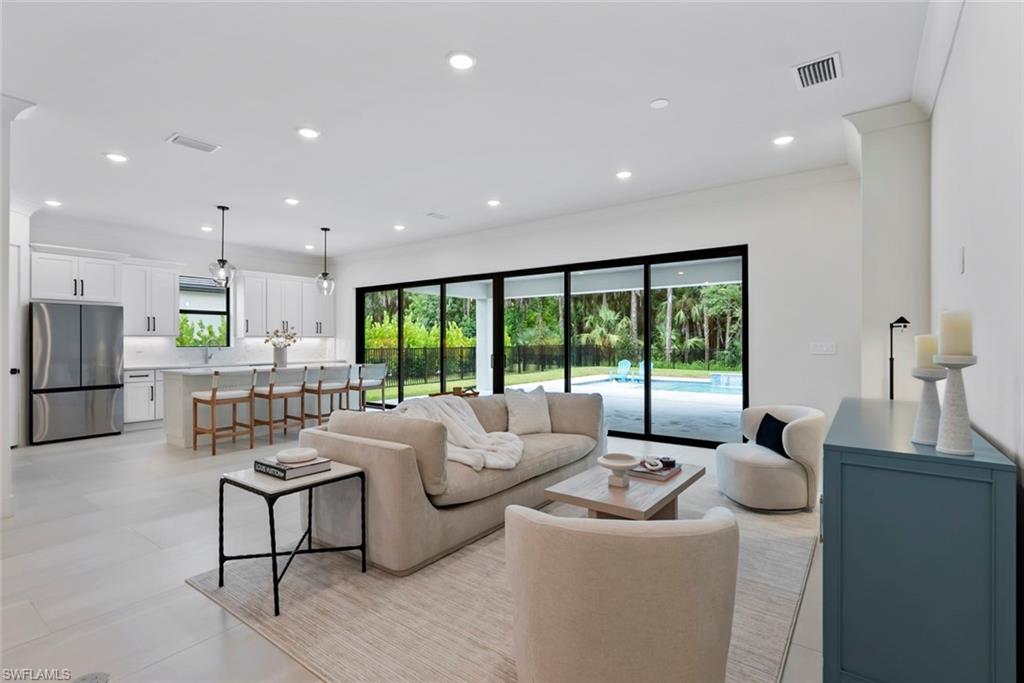 236 Allamanda WAY