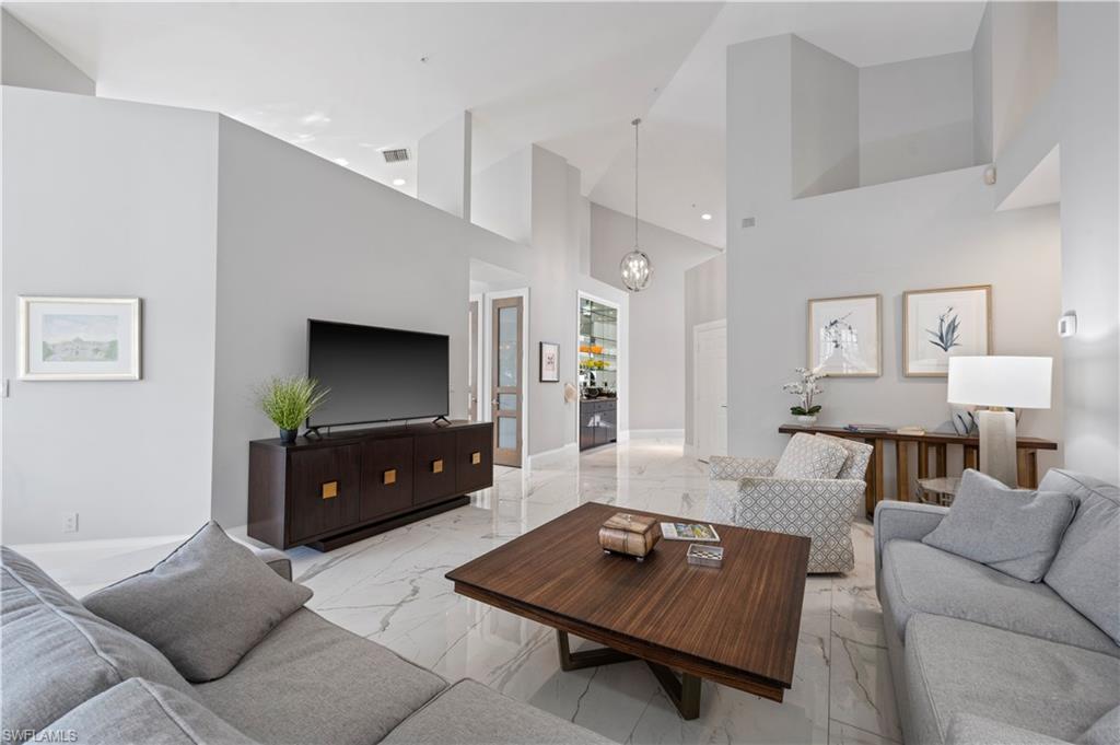 167 Colonade CIR