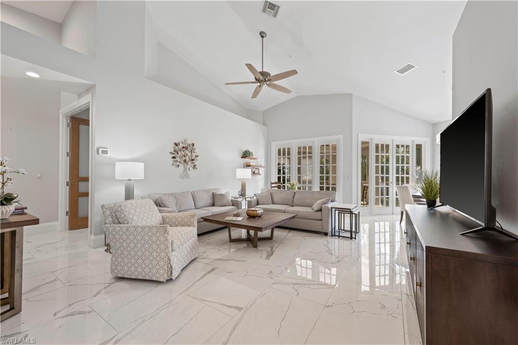 167 Colonade CIR