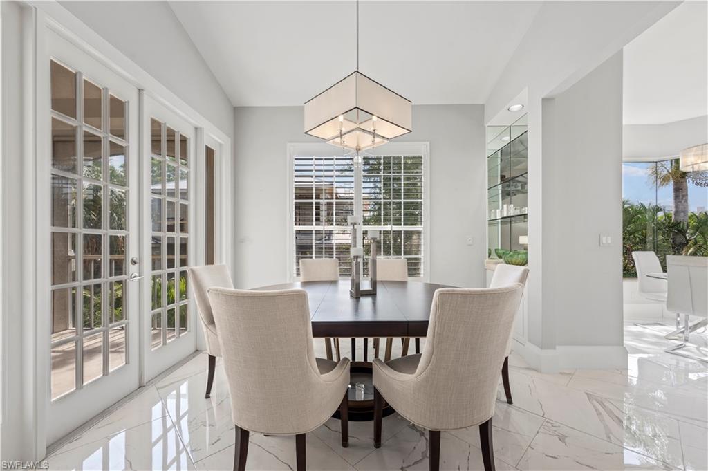 167 Colonade CIR