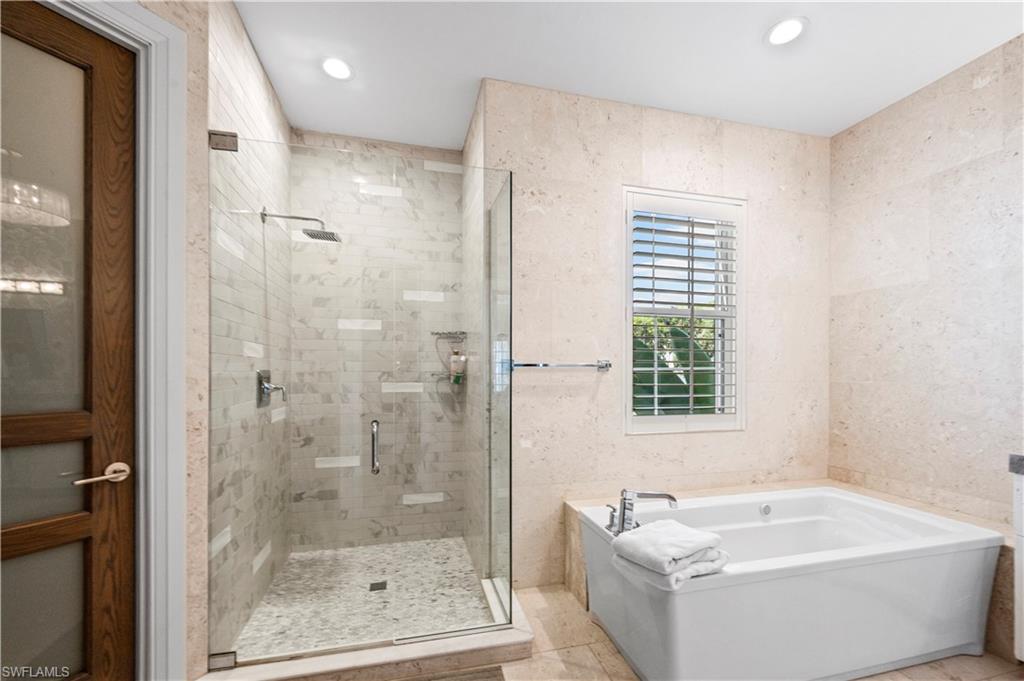 167 Colonade CIR