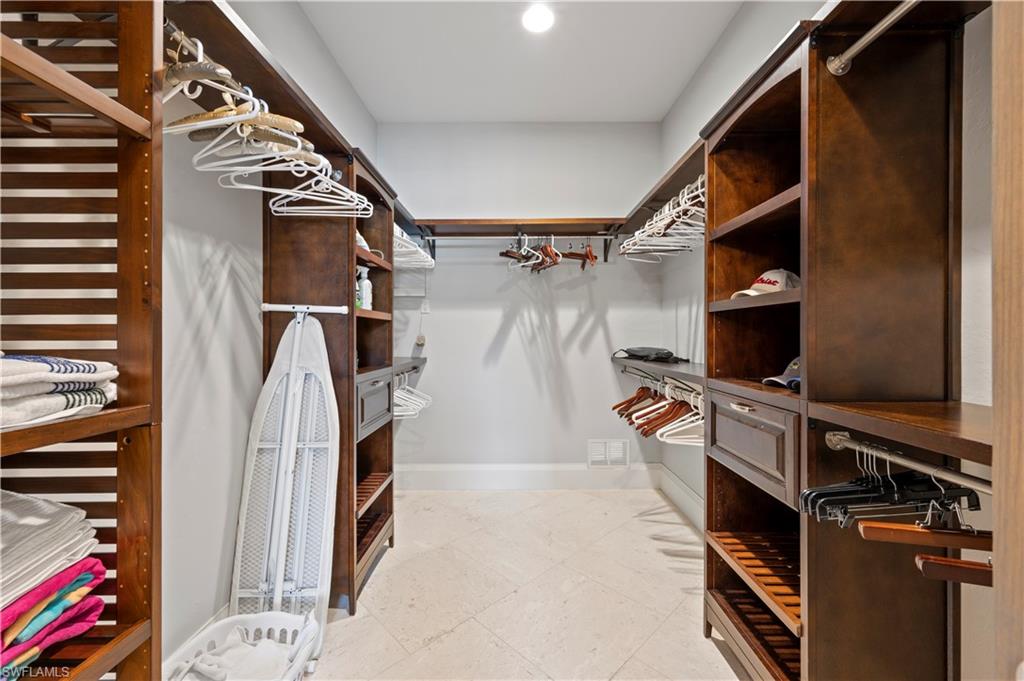 167 Colonade CIR