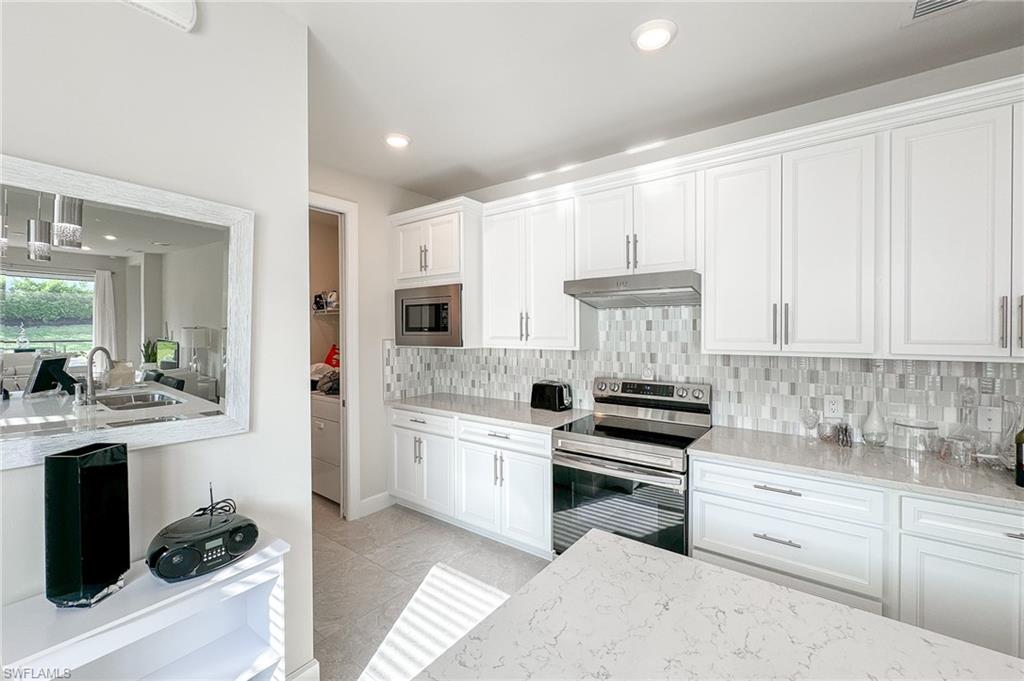 2244 Yellowfin CIR