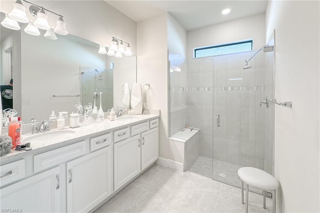 2244 Yellowfin CIR