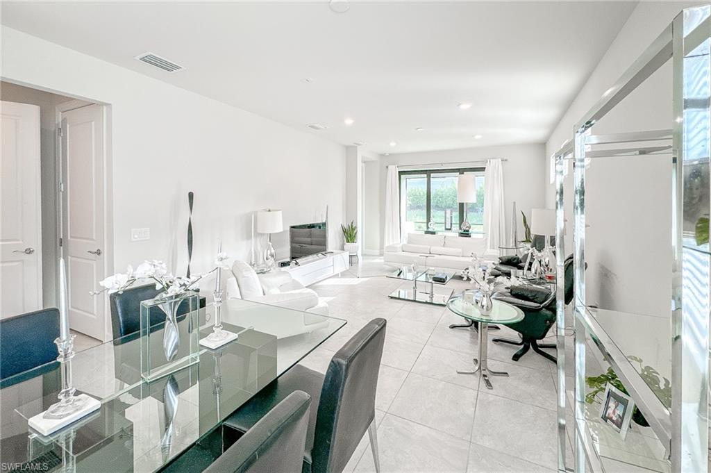 2244 Yellowfin CIR