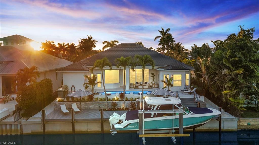 1955 TARPON RD