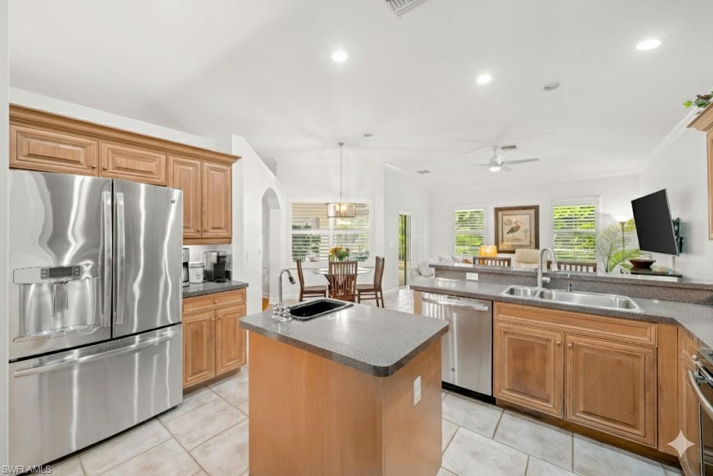 6671 Mangrove WAY
