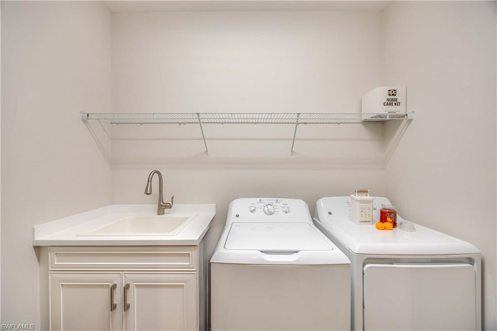 2322 Marquesa CIR