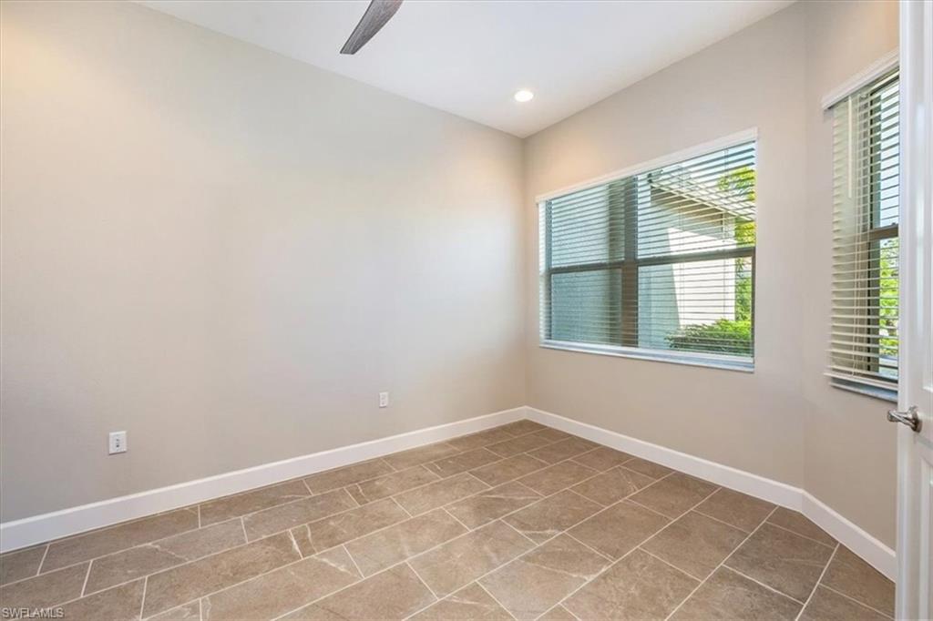 16483 Orinda WAY
