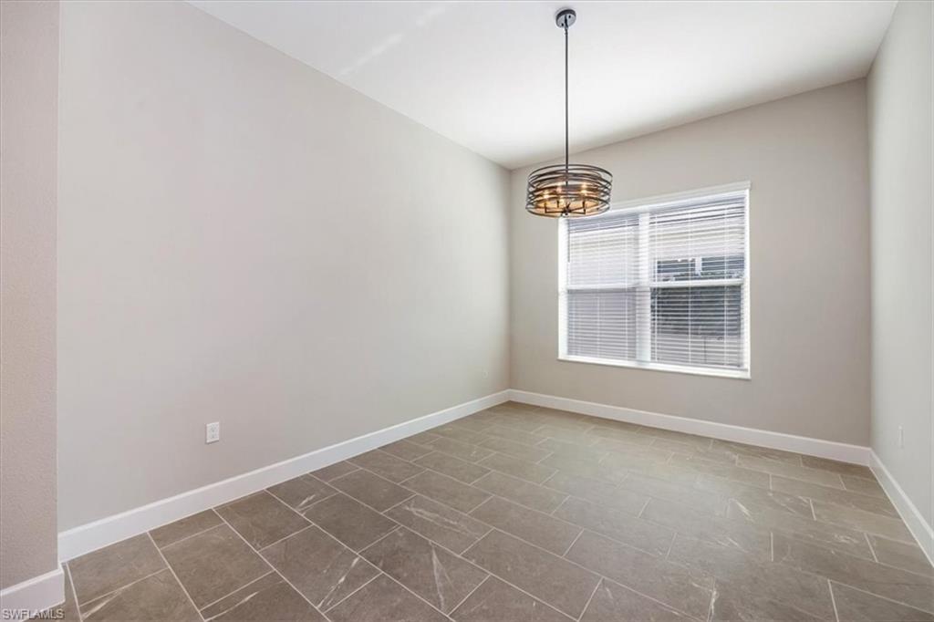 16483 Orinda WAY