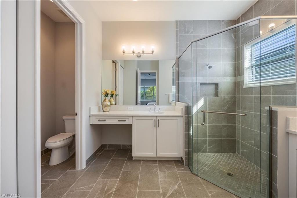 16483 Orinda WAY