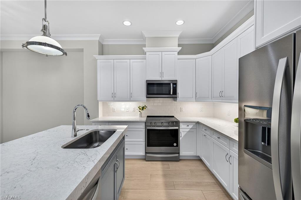 8904 Yucatan CT