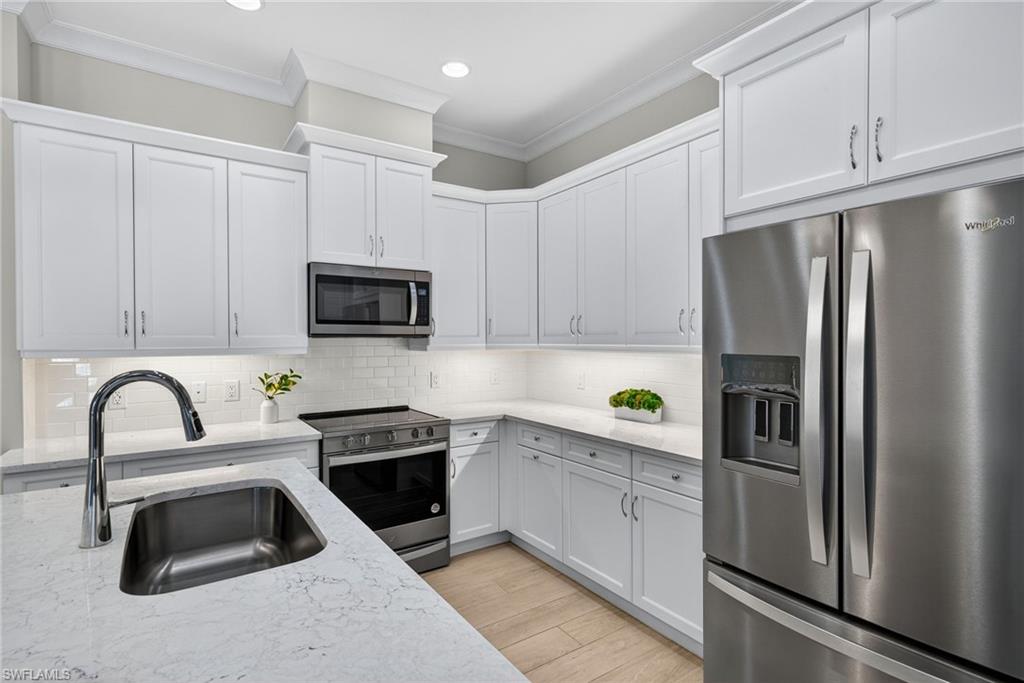 8904 Yucatan CT