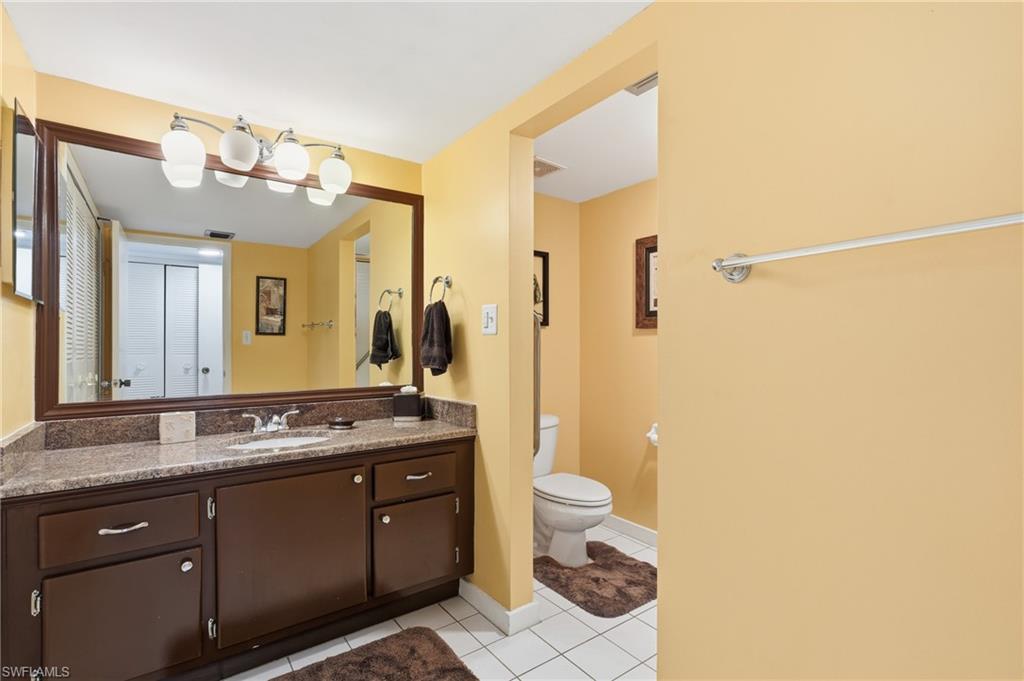 215 Cypress WAY E # D8