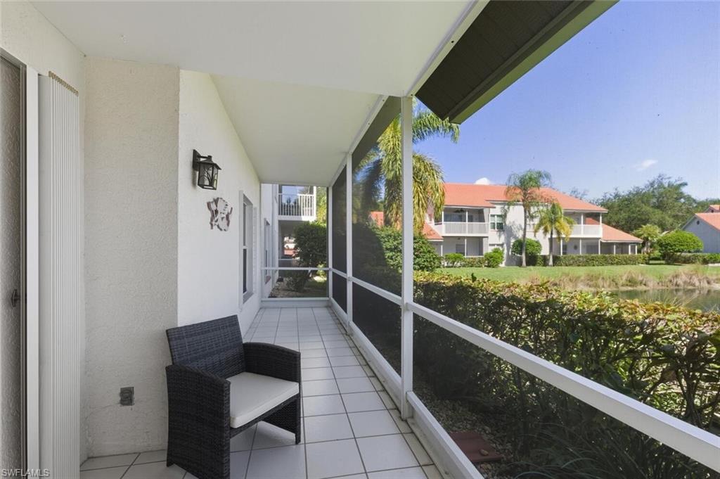636 Windsor SQ 102