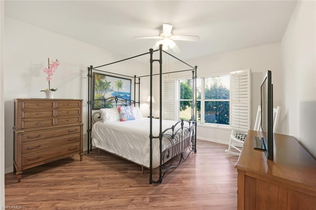 636 Windsor SQ 102