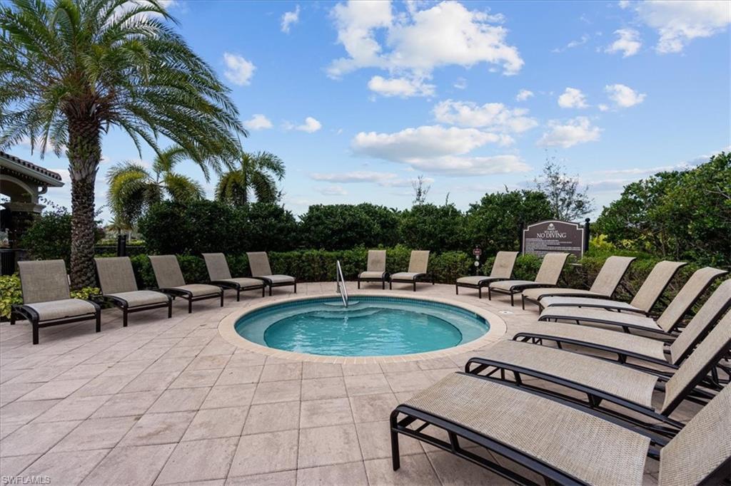 3821 Columbia CT