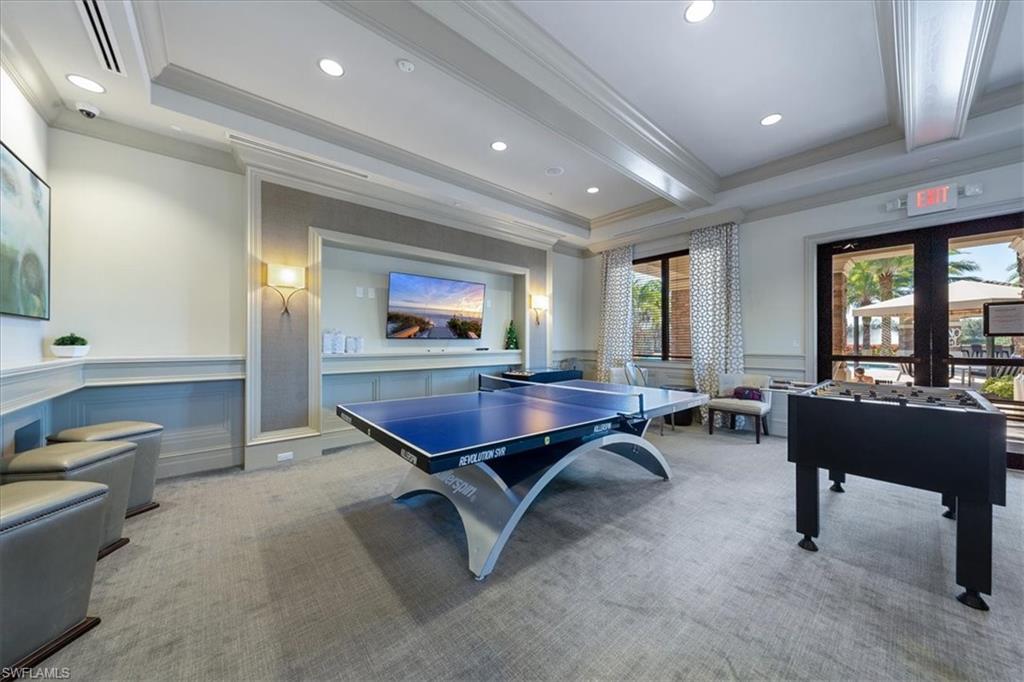 3821 Columbia CT
