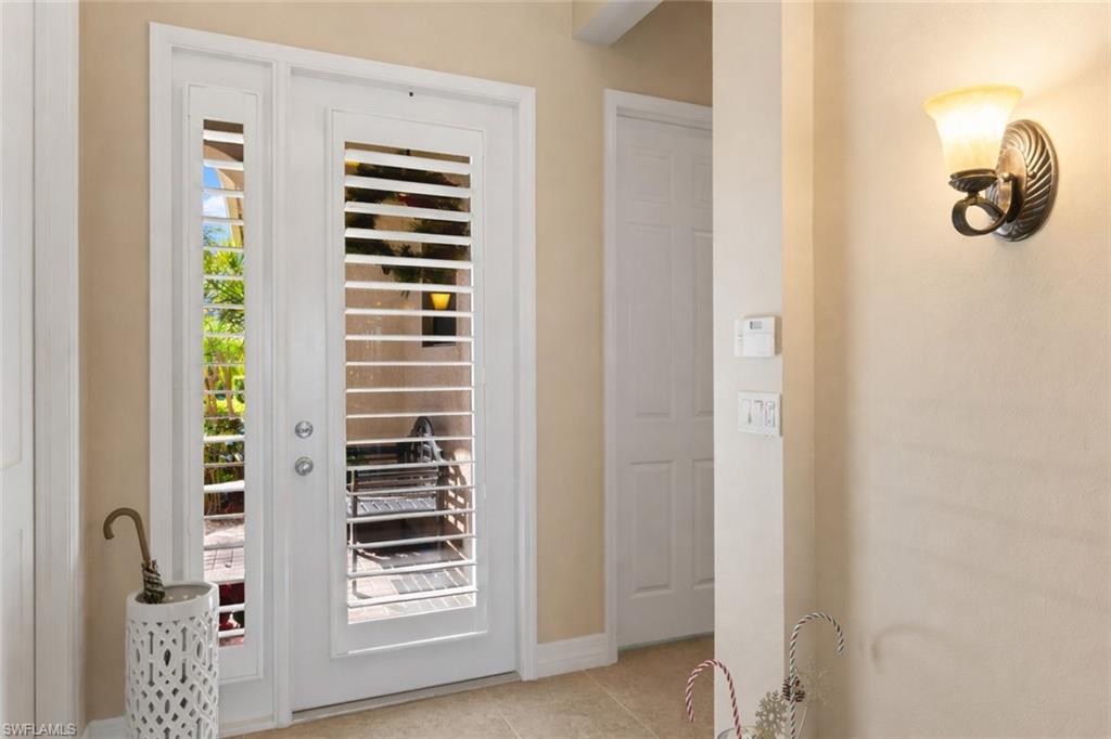 4339 Aurora ST