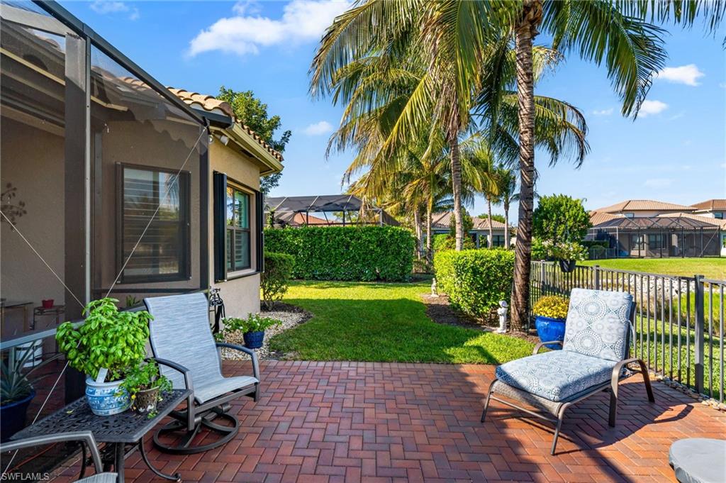 4339 Aurora ST
