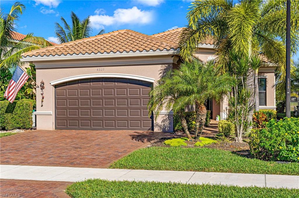 4339 Aurora ST