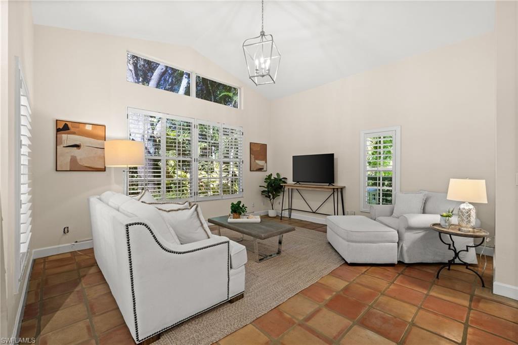 1923 Blackstone CIR
