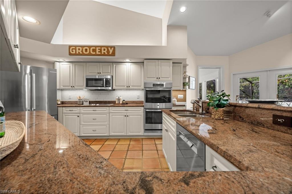 1923 Blackstone CIR
