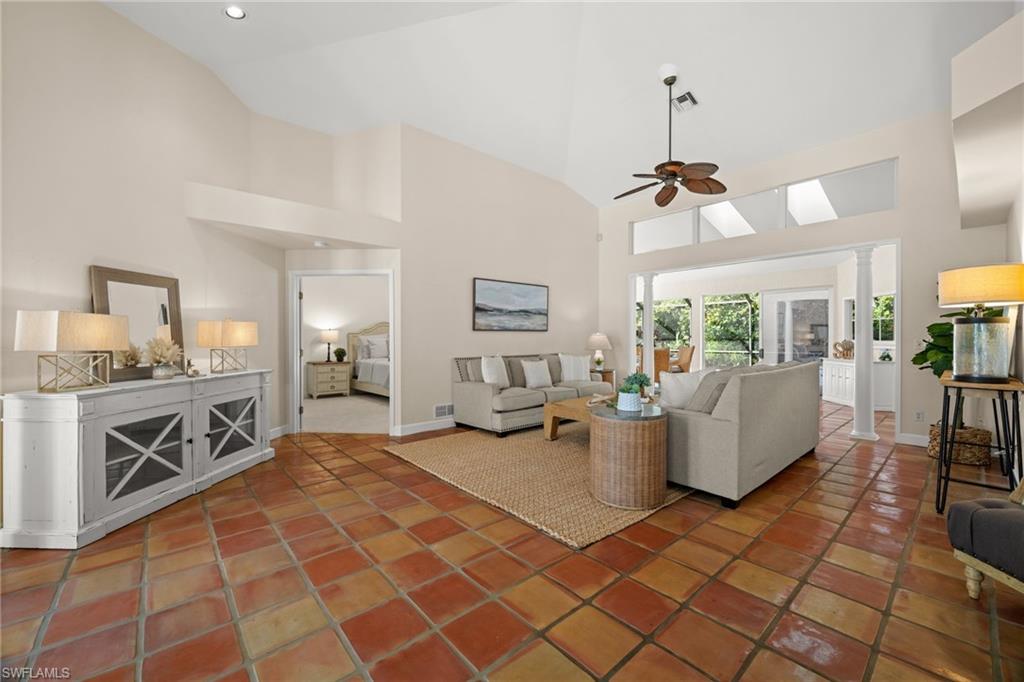 1923 Blackstone CIR