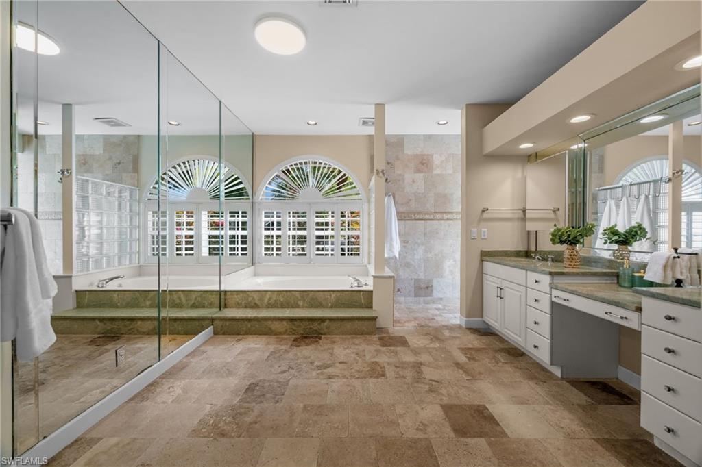 1923 Blackstone CIR