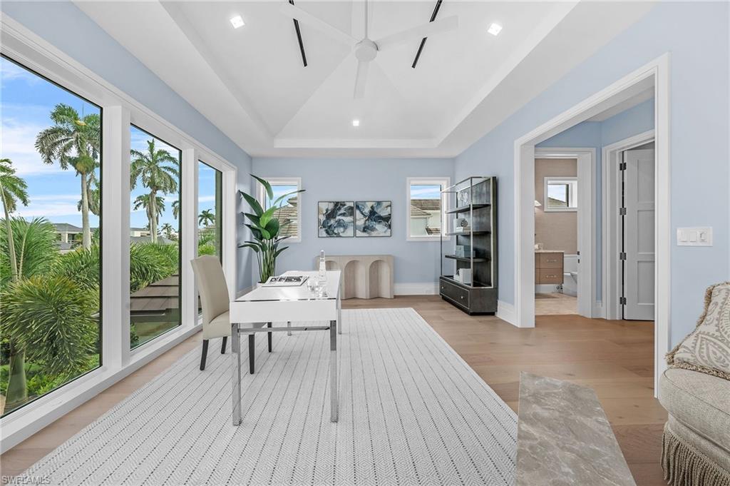 1365 Spyglass LN