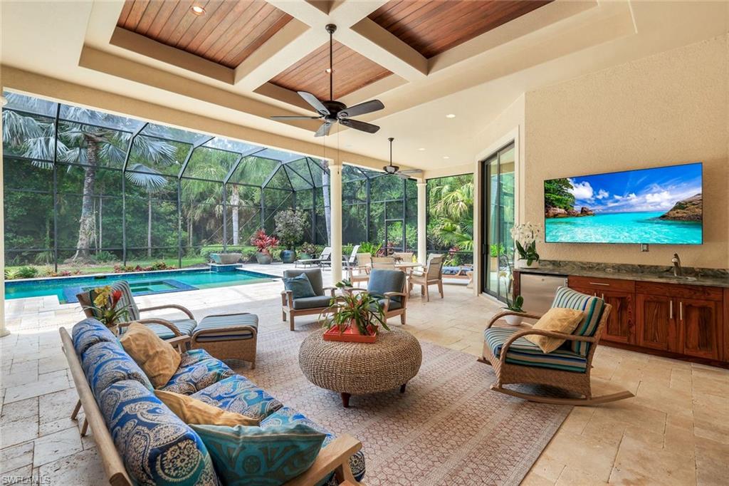 6477 Costa CIR