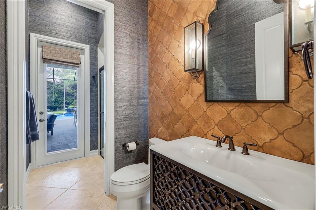 6477 Costa CIR