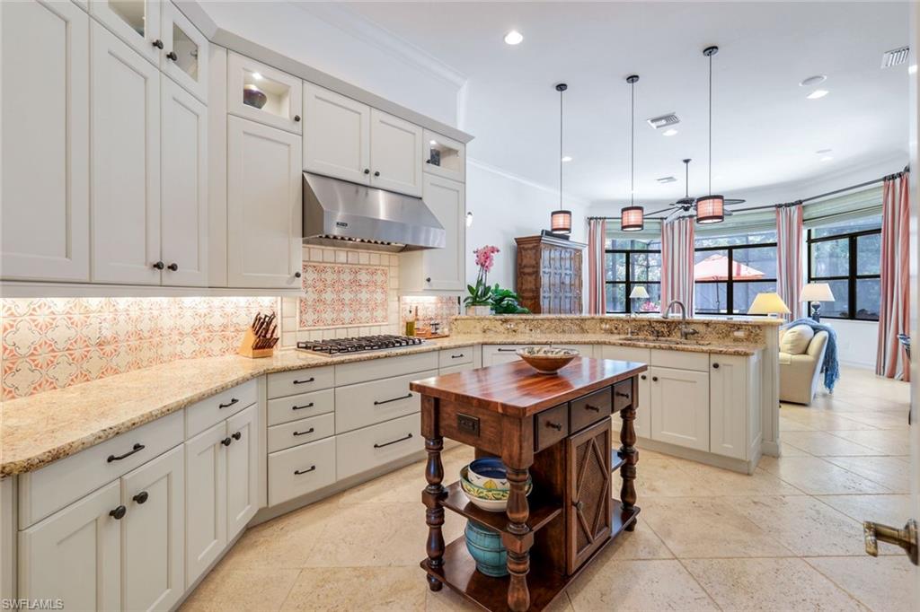 6477 Costa CIR