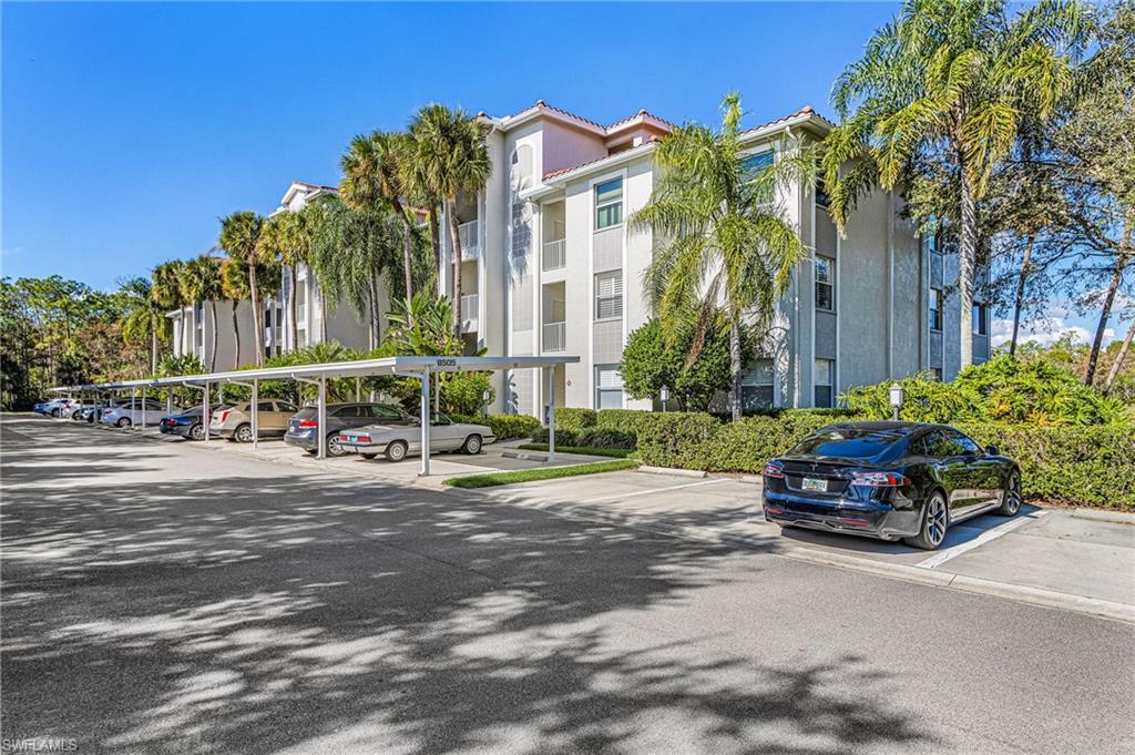 8505 Naples Heritage DR Unit: 146