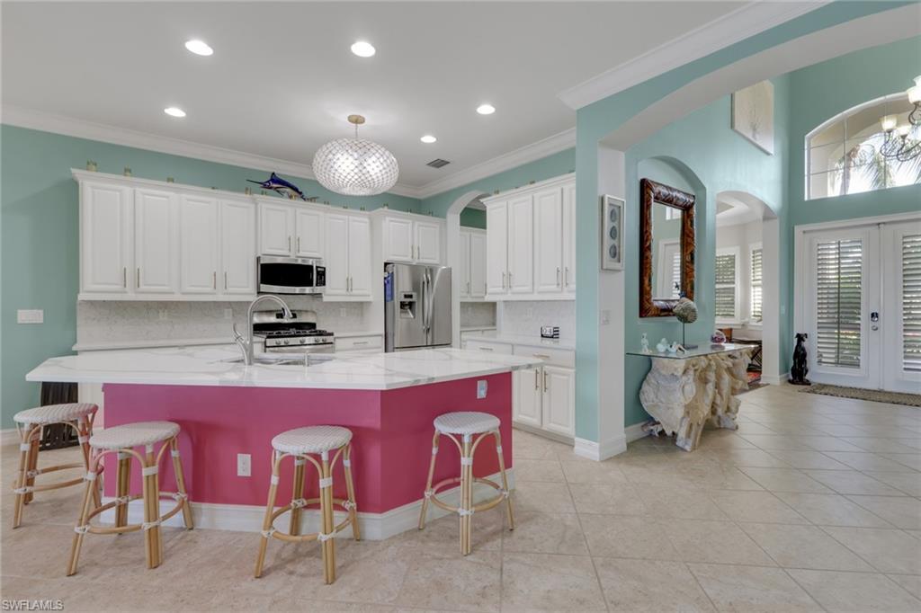 9205 Campanile CIR