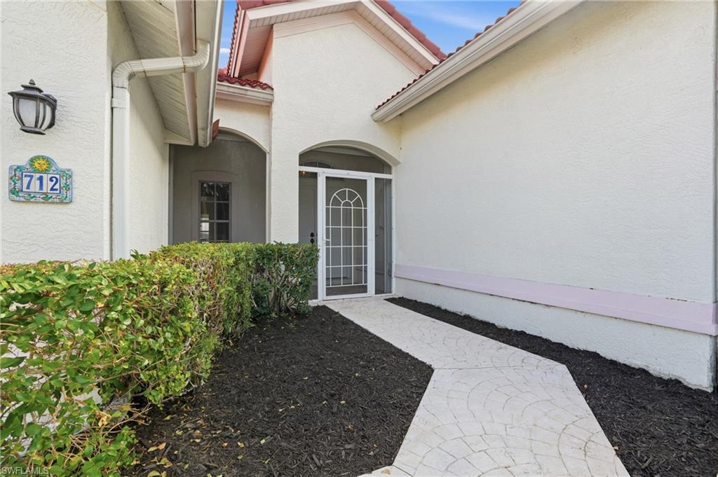 712 Lambton LN