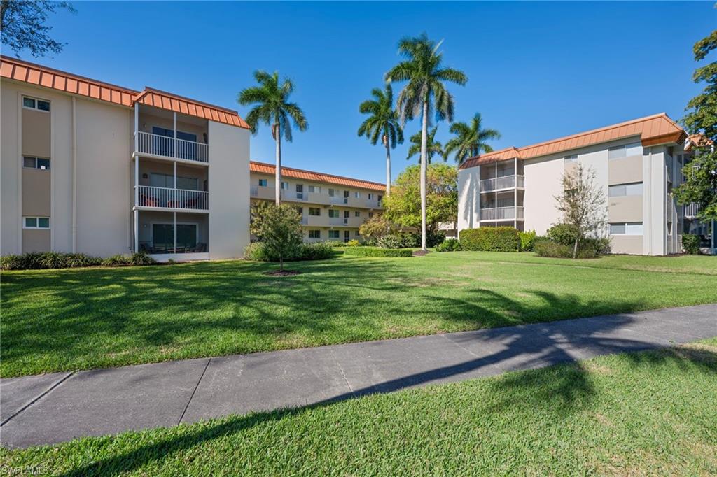 1100 Gulf Shore BLVD N # 108