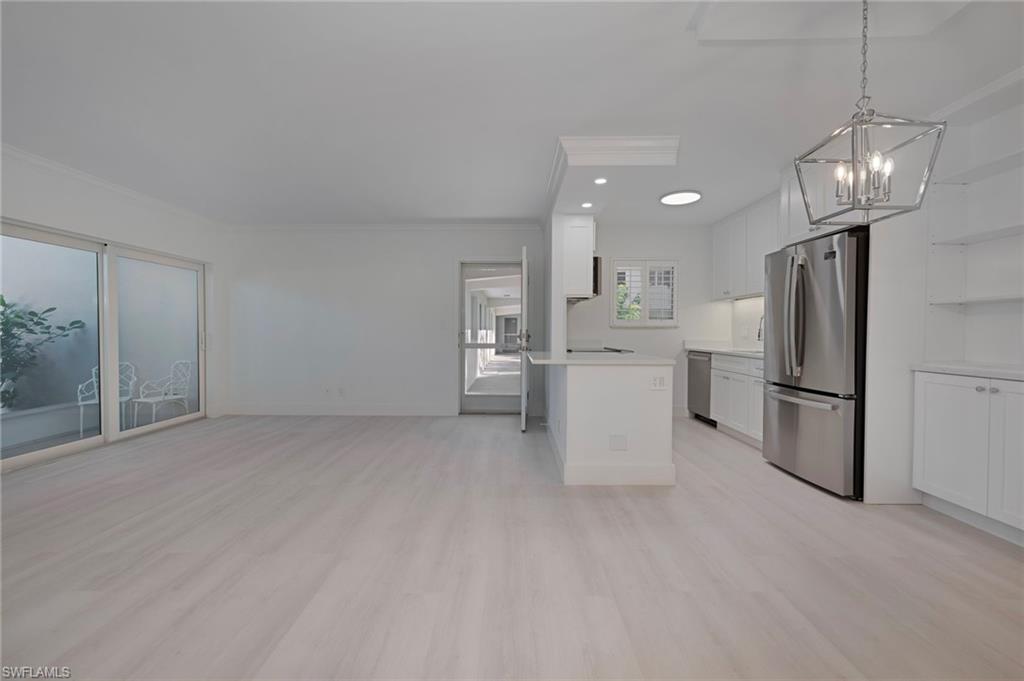 1100 Gulf Shore BLVD N # 108