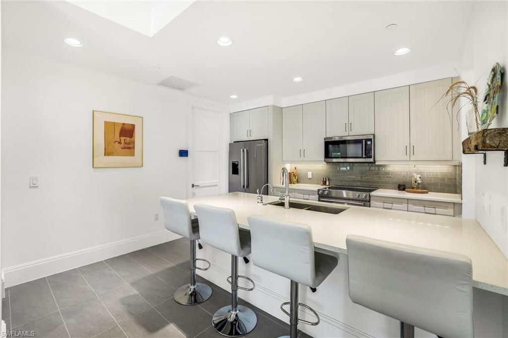 1035 3rd AVE S 215