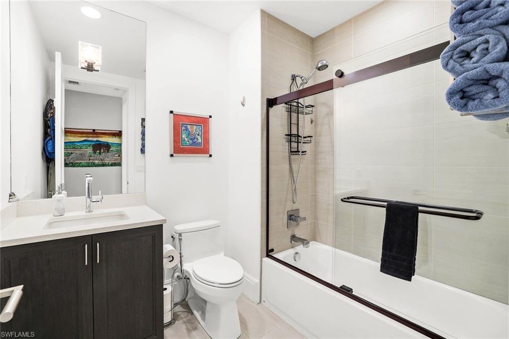 1035 3rd AVE S 215
