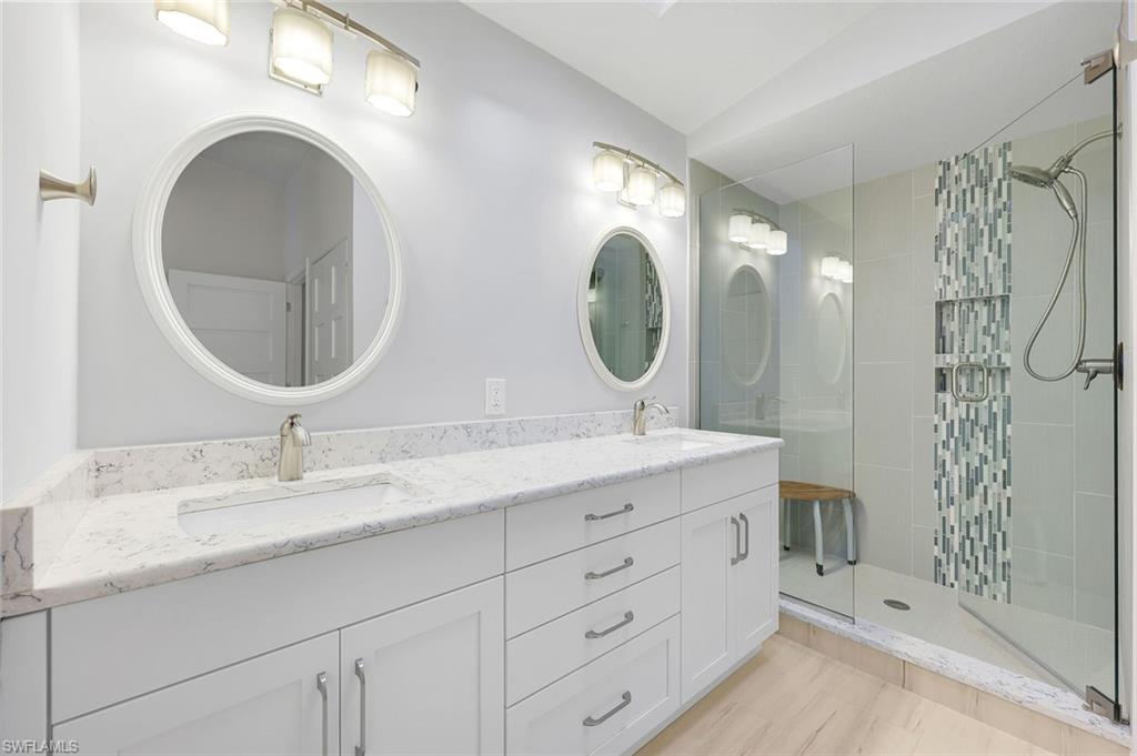 351 Emerald Bay CIR R5