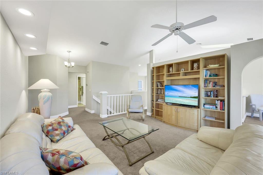 351 Emerald Bay CIR R5