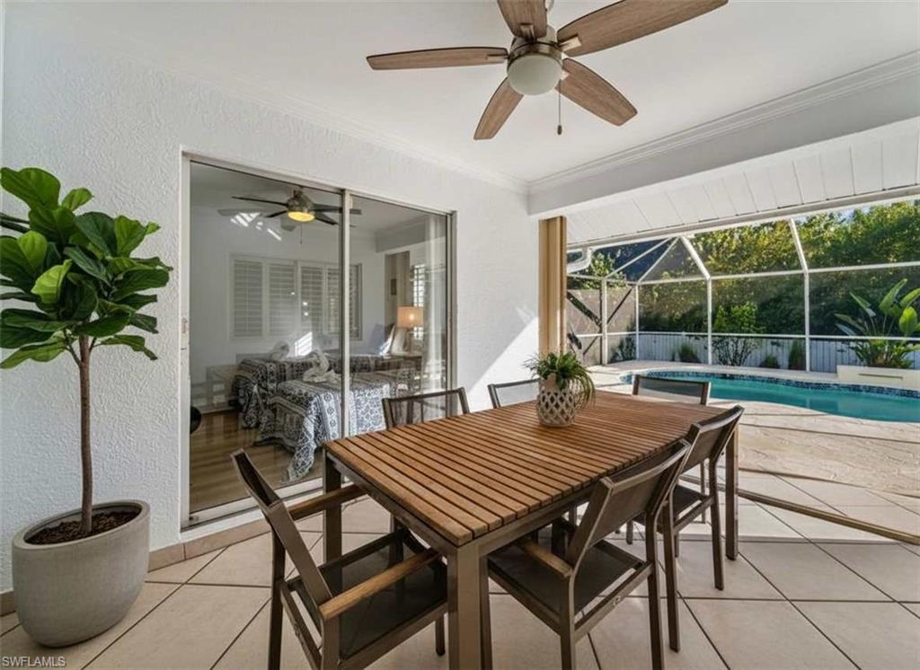 4 Colonial DR