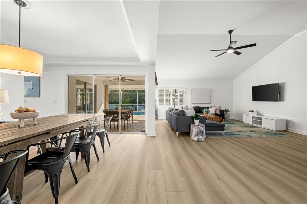 4 Colonial DR