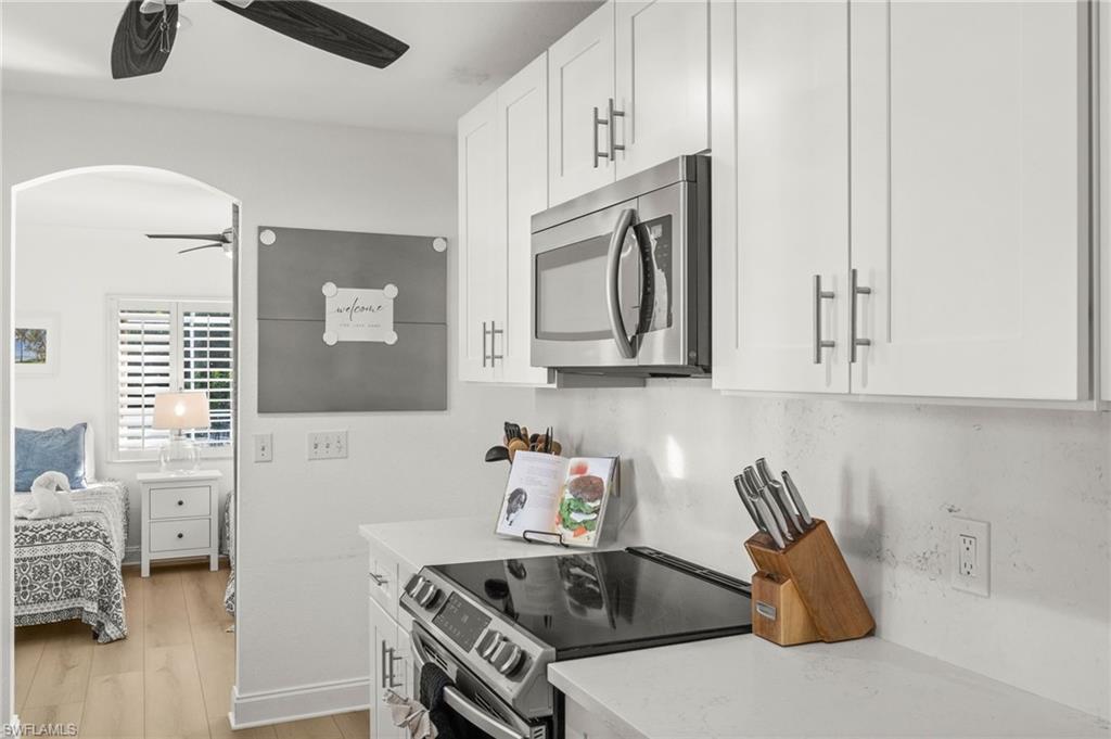 4 Colonial DR