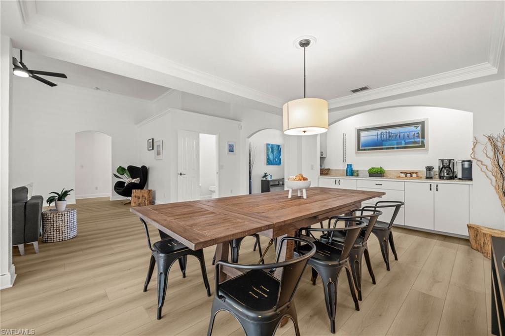 4 Colonial DR