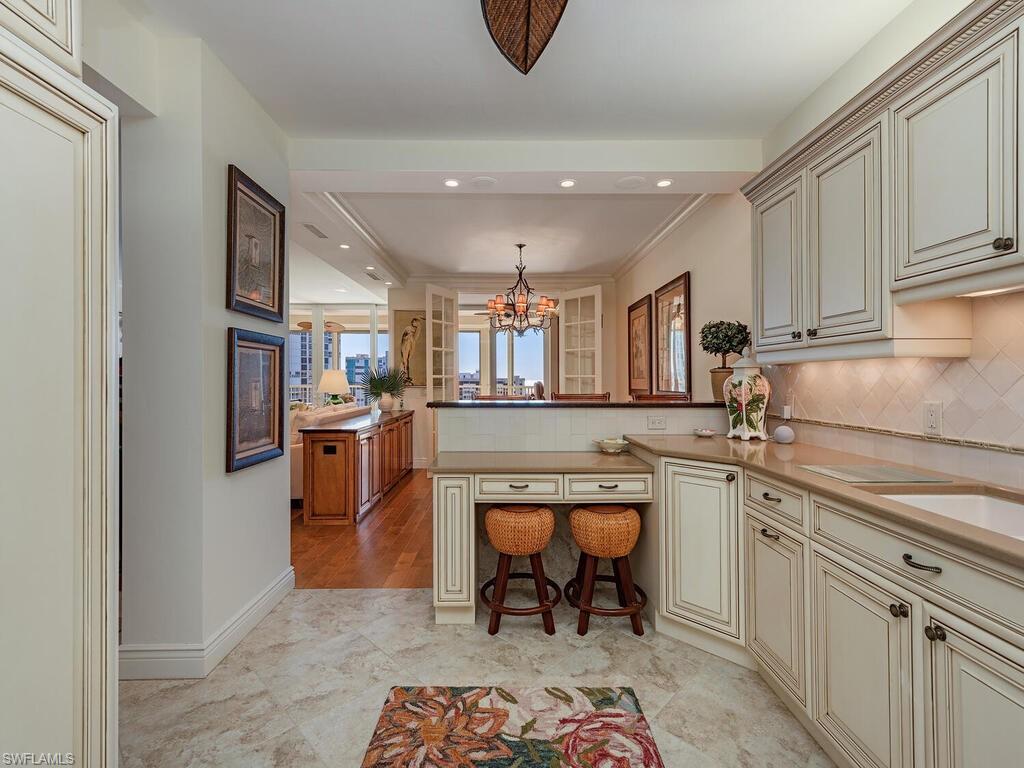 4051 Gulf Shore BLVD N PH205