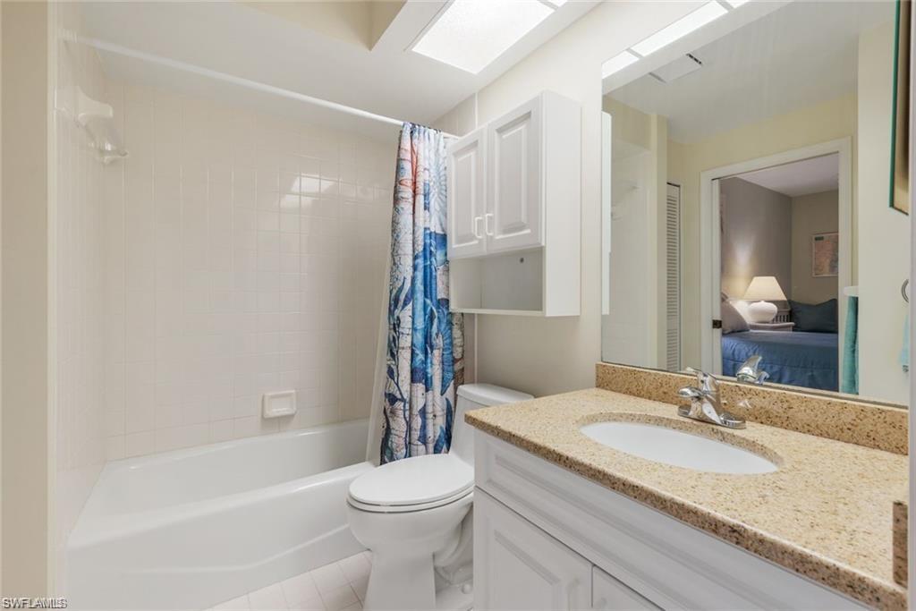 4160 Sawgrass Point 103