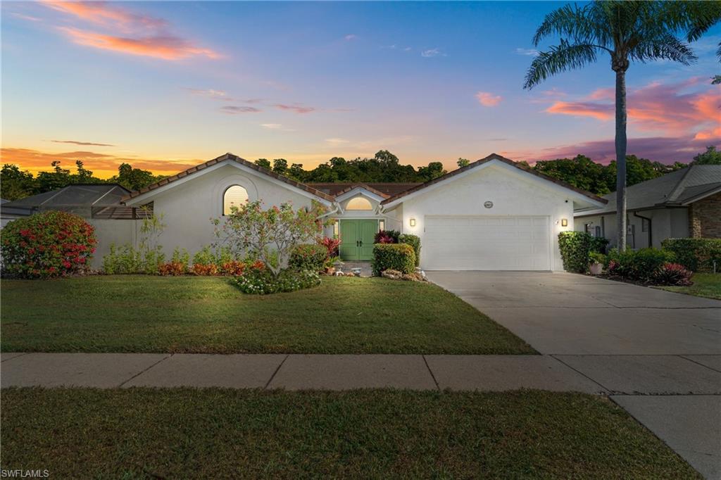 2419 Pine Woods CIR # 11