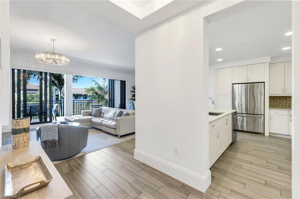 1035 3rd AVE S 305